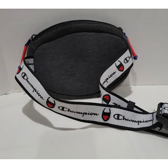 Champion Fanny Pack Unisex - Picture 5 of 5